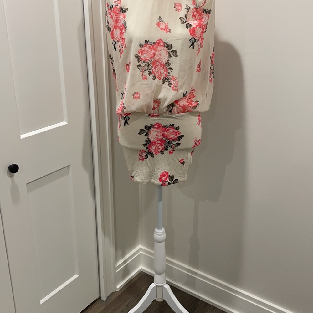 Cute Skirt - Picture 4 of 4